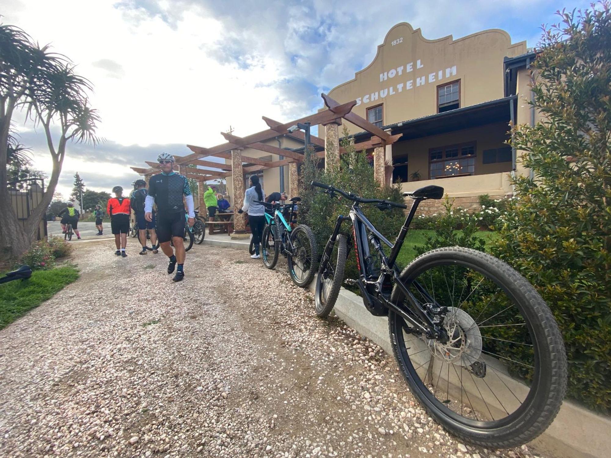 Schulteheim Hotel Uniondale  Ngoại thất bức ảnh