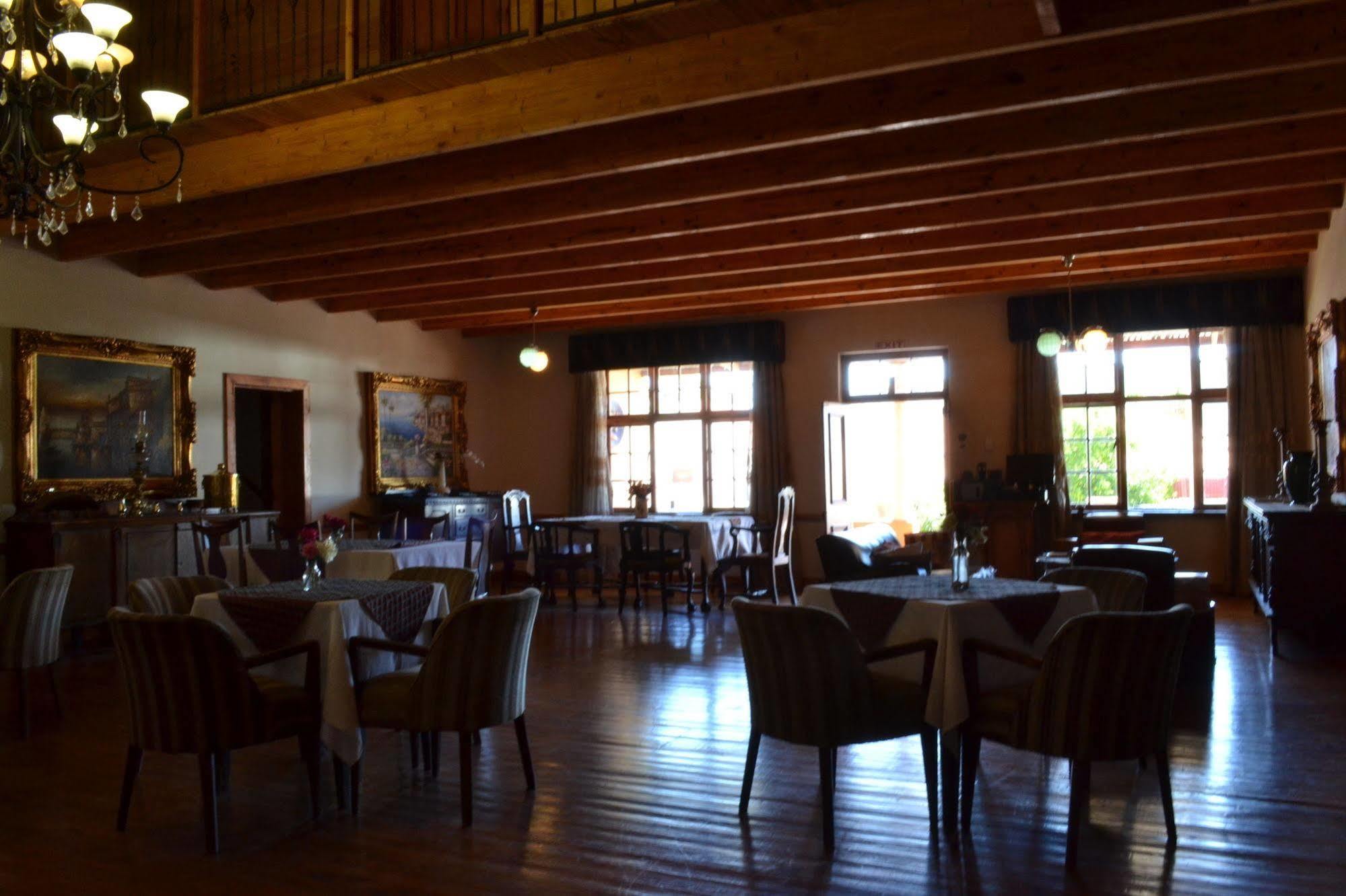 Schulteheim Hotel Uniondale  Ngoại thất bức ảnh